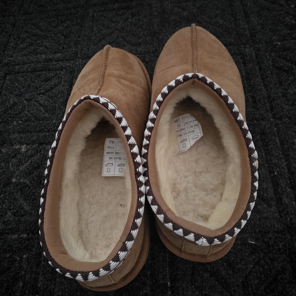 Kirkland Signature Women Tan Slippers - Picture 5 of 6